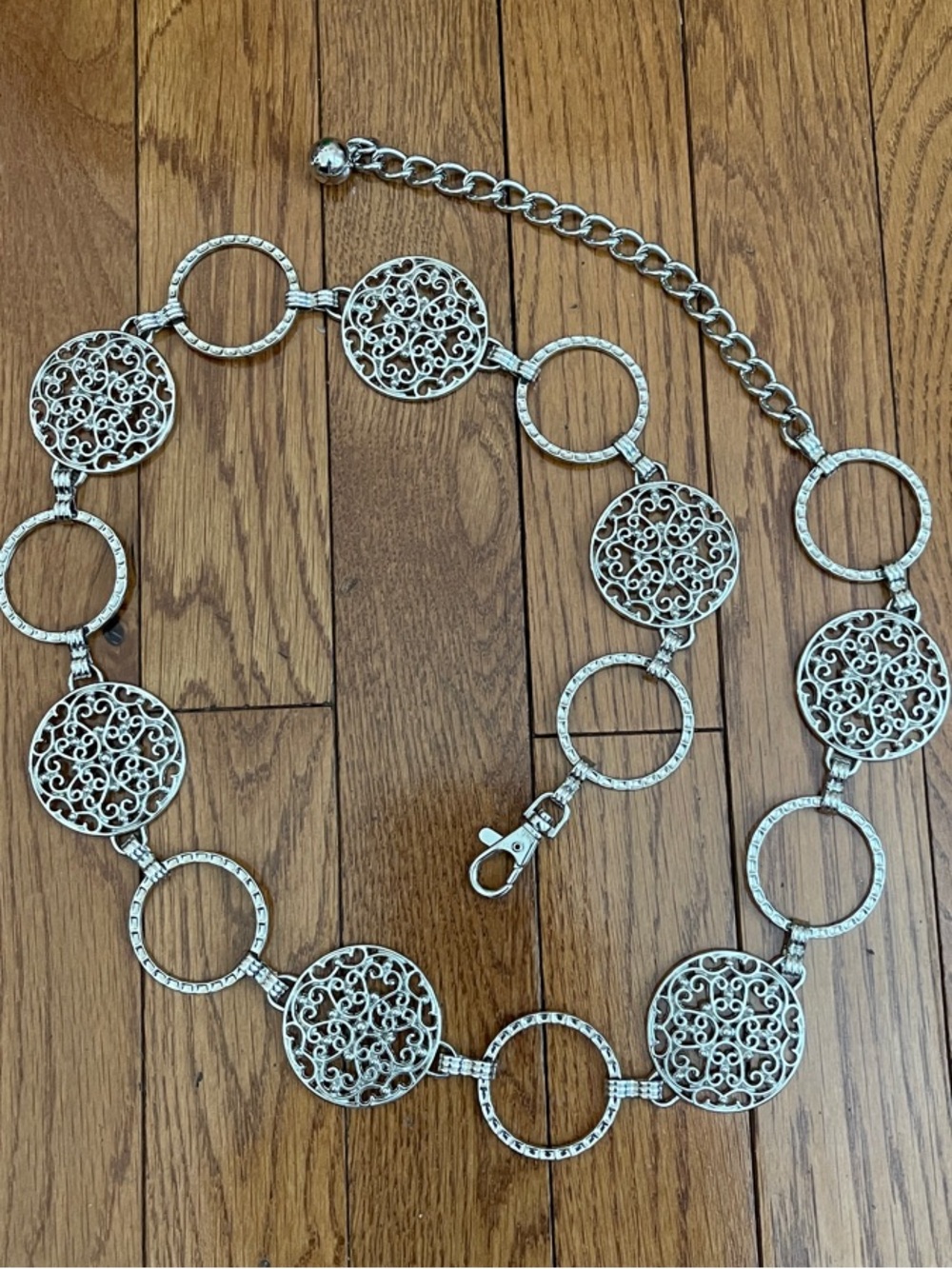 Silver Filigree Circle Link Waist Belt - Women's Fashion Accessory